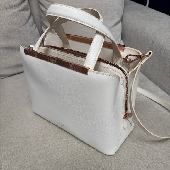 Ted Baker Women's Naomii Smooth Leather Tote Bag White - Picture 1 of 7